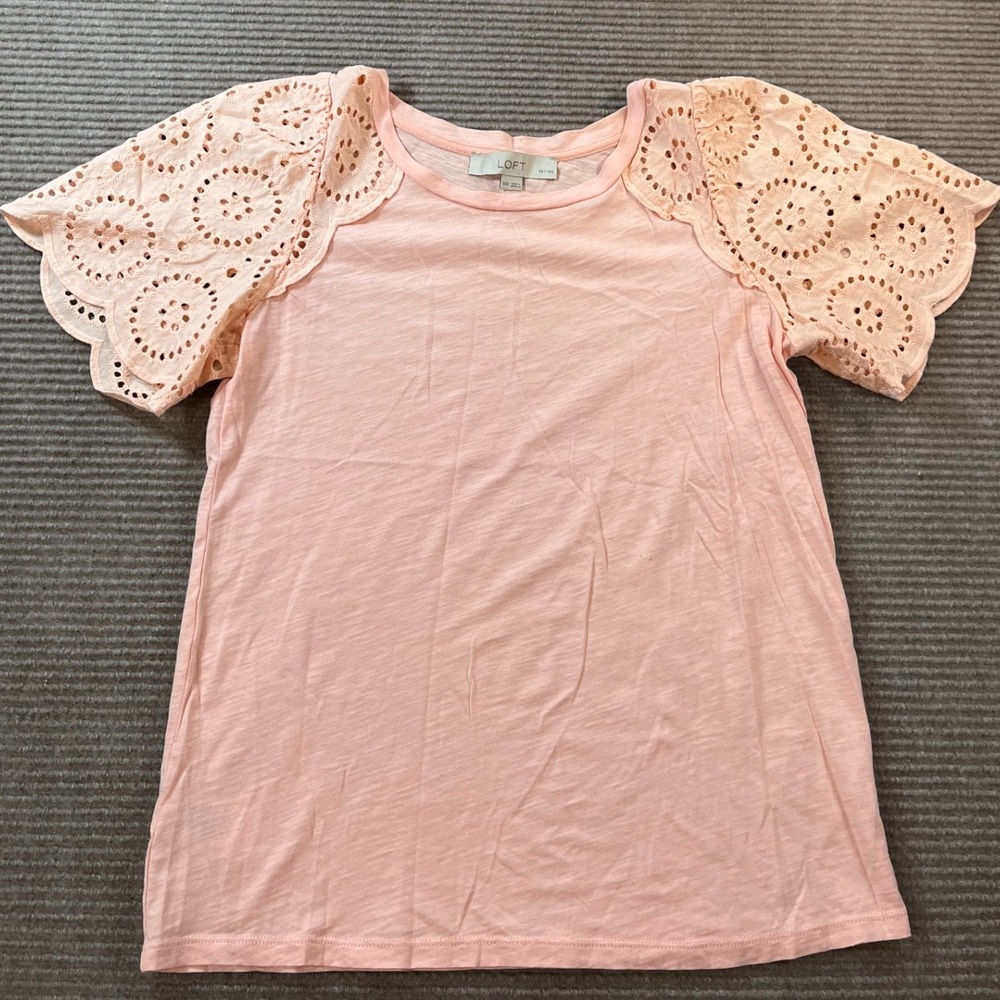 LOFT Feminine Peach Eyelet Flutter Sleeve Cotton Slub Tee Size XXSP